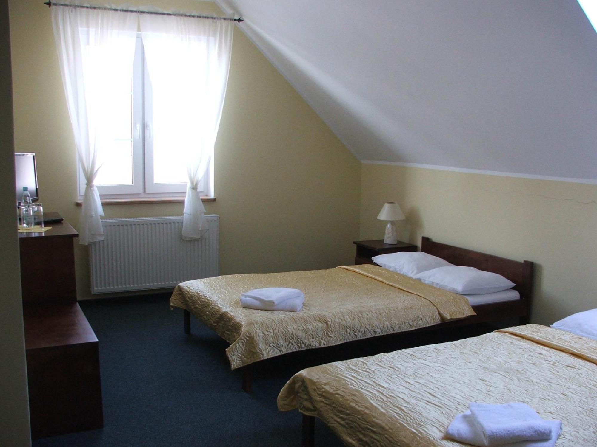 Hotel Pawlakowa Zagroda Grabiny-Zameczek Esterno foto